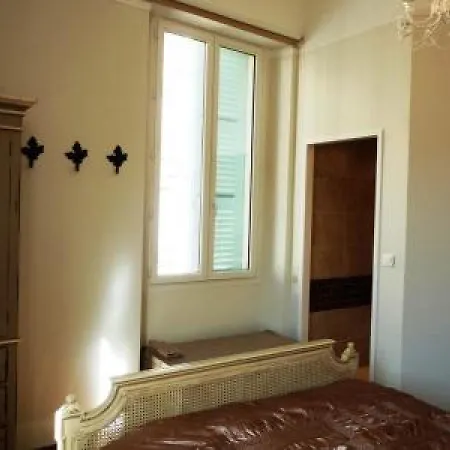 Luxury Three Bed In Just A Couple Of Minutes Walk To The Palais And Beaches 669 *